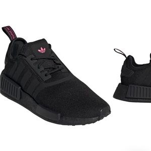 NWT ADIDAS ORIGINALS
NMD R1 rubber-trimmed Primeblue sneakers